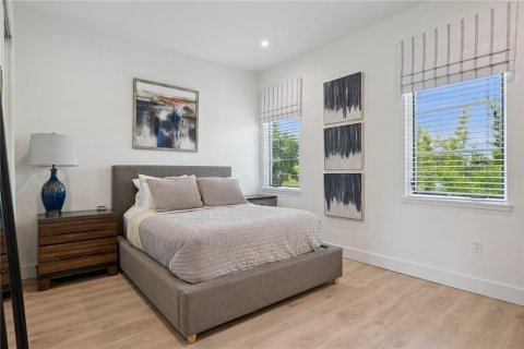 Townhouse in Winter Park, Florida 3 bedrooms, 240.15 sq.m. № 2140497 - photo 27