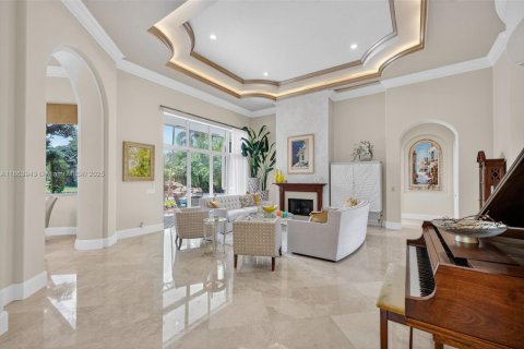 Villa ou maison à vendre à Davie, Floride: 5 chambres, 414.34 m2 № 1921887 - photo 18