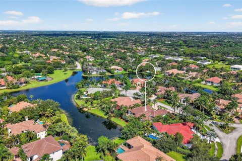 Villa ou maison à vendre à Davie, Floride: 5 chambres, 414.34 m2 № 1921887 - photo 9