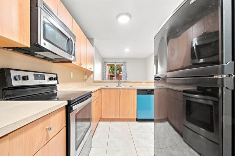 Touwnhouse à louer à Pembroke Pines, Floride: 3 chambres, 129.23 m2 № 2268130 - photo 15