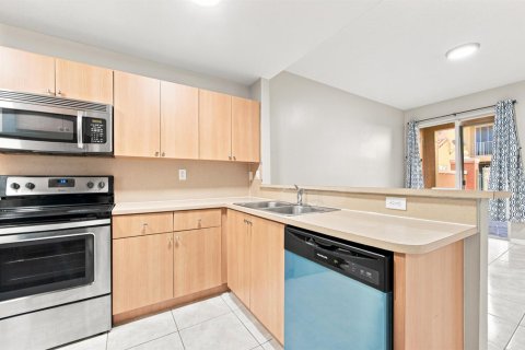 Touwnhouse à louer à Pembroke Pines, Floride: 3 chambres, 129.23 m2 № 2268130 - photo 12