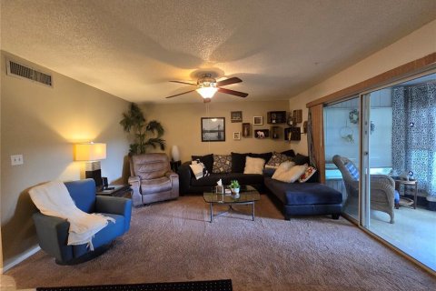 Condominio en venta en Ocala, Florida, 2 dormitorios, 97.92 m2 № 2218233 - foto 4