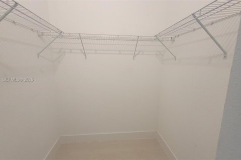 Adosado en alquiler en Miami, Florida, 3 dormitorios, 141.21 m2 № 2068063 - foto 11