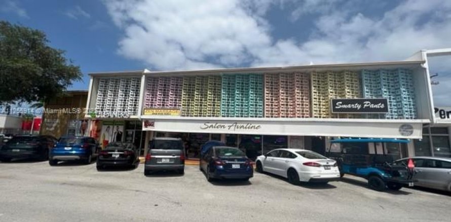 Bureau à Fort Lauderdale, Floride № 461264