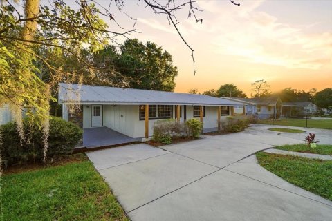 Villa ou maison à Lakeland, Floride 2 chambres, 105.91 m2 № 2430771