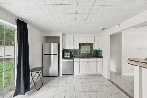 Villa ou maison à vendre à Lakeland, Floride: 2 chambres, 105.91 m2 № 2430771 - photo 5
