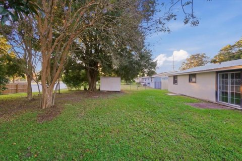 Villa ou maison à vendre à Lakeland, Floride: 2 chambres, 105.91 m2 № 2430771 - photo 20
