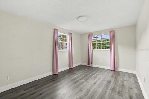 Villa ou maison à vendre à Lakeland, Floride: 2 chambres, 105.91 m2 № 2430771 - photo 12