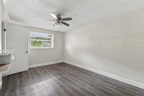Villa ou maison à vendre à Lakeland, Floride: 2 chambres, 105.91 m2 № 2430771 - photo 14