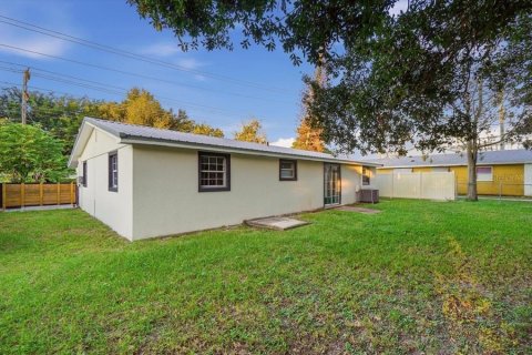 Villa ou maison à vendre à Lakeland, Floride: 2 chambres, 105.91 m2 № 2430771 - photo 23