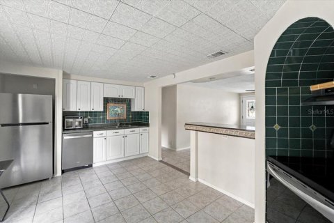 Villa ou maison à vendre à Lakeland, Floride: 2 chambres, 105.91 m2 № 2430771 - photo 7