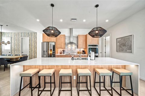 Casa en venta en Sarasota, Florida, 5 dormitorios, 309.74 m2 № 2113305 - foto 9