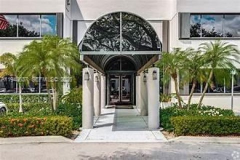 Immobilier commercial à Miami Lakes, Floride № 2019894