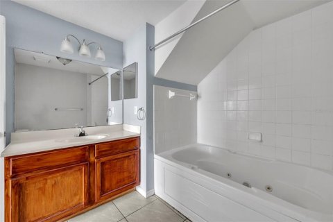 Townhouse in Kissimmee, Florida 4 bedrooms, 136.57 sq.m. № 1536119 - photo 14