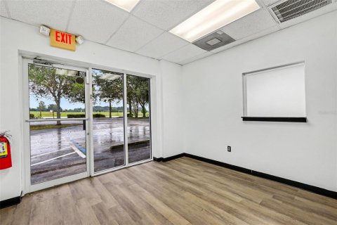 Immobilier commercial à louer à Lecanto, Floride № 2425434 - photo 5