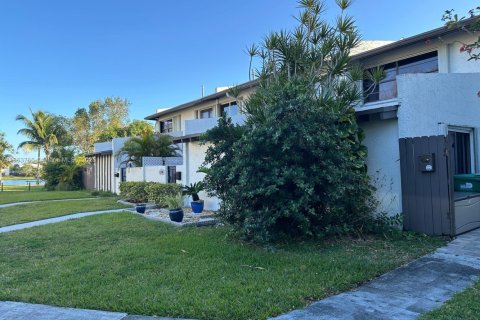 Adosado en venta en Miami, Florida, 3 dormitorios, 128.02 m2 № 1891928 - foto 2