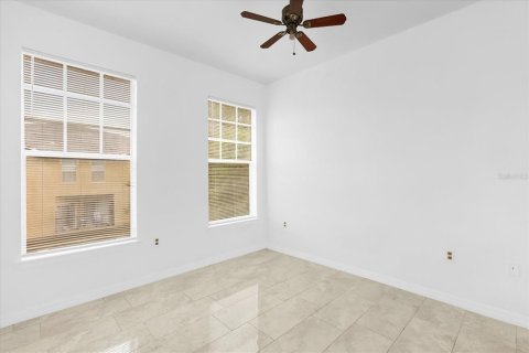 Copropriété à vendre à Lake Mary, Floride: 3 chambres, 135.17 m2 № 1911347 - photo 3