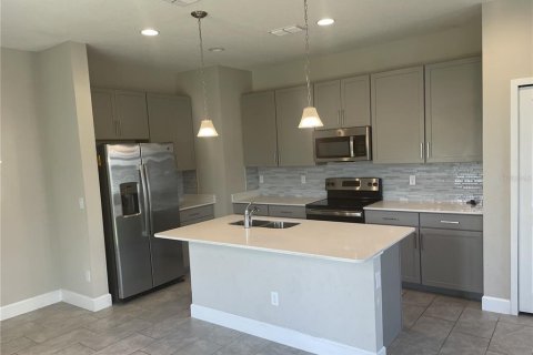 Townhouse in Sanford, Florida 4 bedrooms, 167.41 sq.m. № 1880952 - photo 5