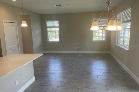 Townhouse in Sanford, Florida 4 bedrooms, 167.41 sq.m. № 1880952 - photo 6