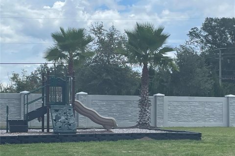 Townhouse in Sanford, Florida 4 bedrooms, 167.41 sq.m. № 1880952 - photo 22