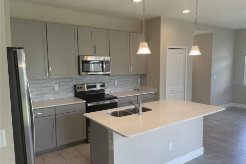 Townhouse in Sanford, Florida 4 bedrooms, 167.41 sq.m. № 1880952 - photo 9