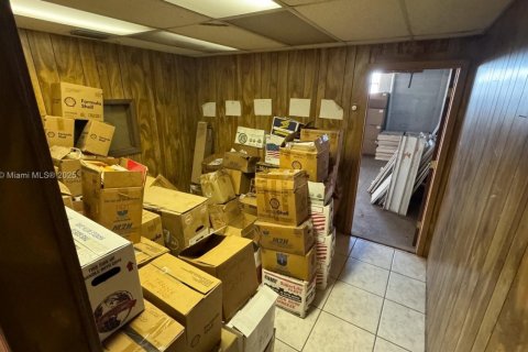 Immobilier commercial à vendre à Hialeah, Floride № 1979297 - photo 24