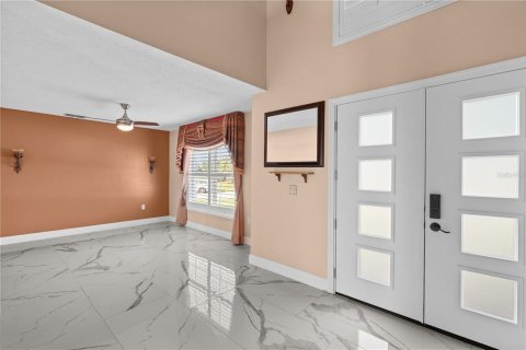 Villa ou maison à vendre à Kissimmee, Floride: 4 chambres, 224.73 m2 № 2411503 - photo 16