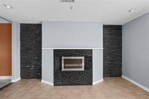 Villa ou maison à vendre à Kissimmee, Floride: 4 chambres, 224.73 m2 № 2411503 - photo 20