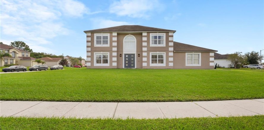 Villa ou maison à Kissimmee, Floride 4 chambres, 224.73 m2 № 2411503
