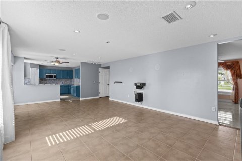 Villa ou maison à vendre à Kissimmee, Floride: 4 chambres, 224.73 m2 № 2411503 - photo 21