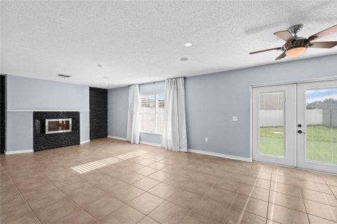 Villa ou maison à vendre à Kissimmee, Floride: 4 chambres, 224.73 m2 № 2411503 - photo 22