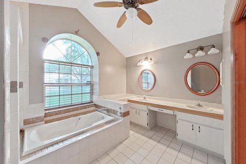 Villa ou maison à vendre à Spring Hill, Floride: 3 chambres, 198.07 m2 № 1773548 - photo 15