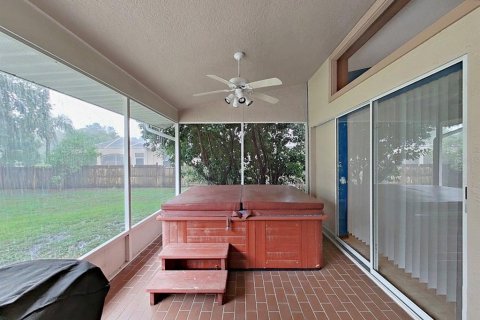 Villa ou maison à vendre à Spring Hill, Floride: 3 chambres, 198.07 m2 № 1773548 - photo 30