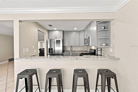 House in Seminole, Florida 3 bedrooms, 158.03 sq.m. № 2348373 - photo 11