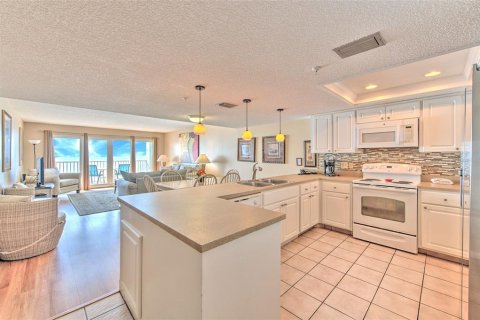 Condominio en venta en North Redington Beach, Florida, 1 dormitorio, 83.15 m2 № 2399184 - foto 20