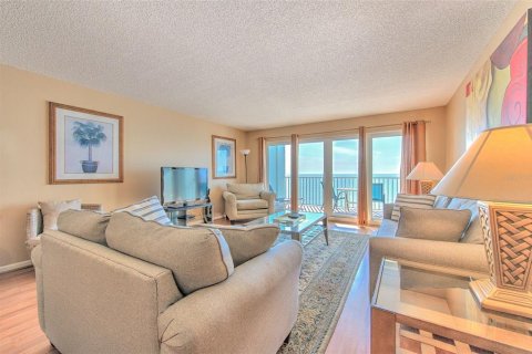 Condominio en venta en North Redington Beach, Florida, 1 dormitorio, 83.15 m2 № 2399184 - foto 13