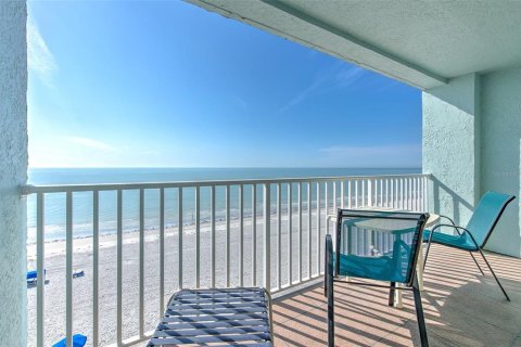 Condominio en venta en North Redington Beach, Florida, 1 dormitorio, 83.15 m2 № 2399184 - foto 6