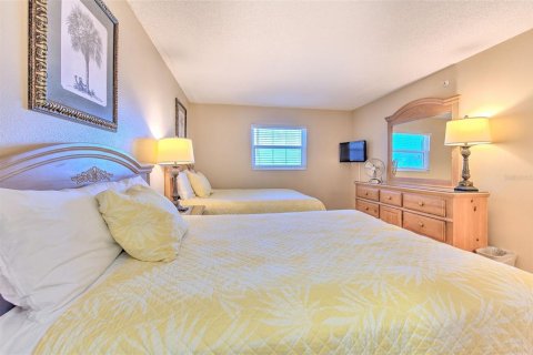 Condominio en venta en North Redington Beach, Florida, 1 dormitorio, 83.15 m2 № 2399184 - foto 25