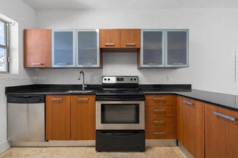 Copropriété à vendre à Miami Beach, Floride: 2 chambres, 85.93 m2 № 1997945 - photo 6