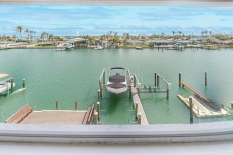 Condominio en venta en Treasure Island, Florida, 2 dormitorios, 97.08 m2 № 1743742 - foto 11