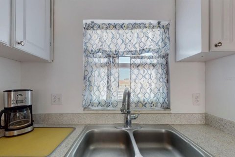 Condominio en venta en Treasure Island, Florida, 2 dormitorios, 97.08 m2 № 1743742 - foto 21