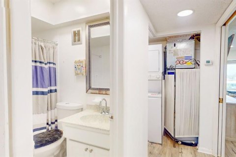 Condominio en venta en Treasure Island, Florida, 2 dormitorios, 97.08 m2 № 1743742 - foto 29