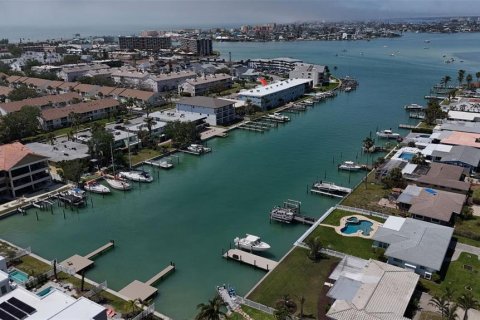Condominio en venta en Treasure Island, Florida, 2 dormitorios, 97.08 m2 № 1743742 - foto 6