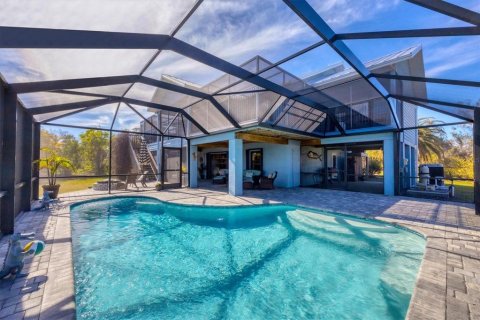 House in Englewood, Florida 3 bedrooms, 187.01 sq.m. № 1528809 - photo 26