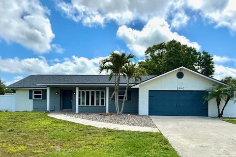 Casa en venta en Clearwater, Florida, 3 dormitorios, 180.32 m2 № 1878282 - foto 1