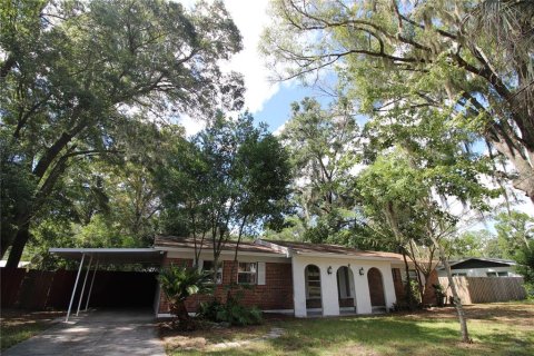 Casa en alquiler en Gainesville, Florida, 4 dormitorios, 153.47 m2 № 1907241 - foto 1