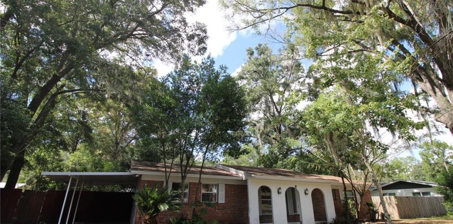 Villa ou maison à Gainesville, Floride 4 chambres, 153.47 m2 № 1907241