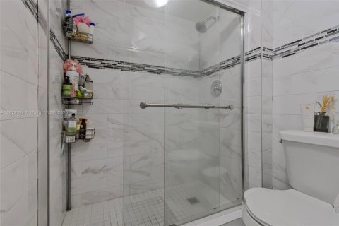 Condo in Aventura, Florida, 3 bedrooms  № 1962266 - photo 12