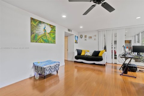 Condo in Aventura, Florida, 3 bedrooms  № 1962266 - photo 3