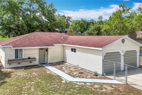 House in Ocala, Florida 2 bedrooms, 117.24 sq.m. № 1778501 - photo 5